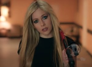 Avril Lavigne - Bite Me ( Acoustic ) (2021)